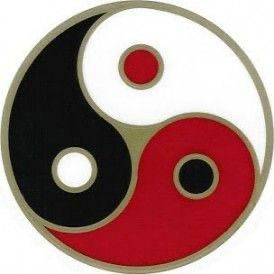 Three-color yin yang symbol